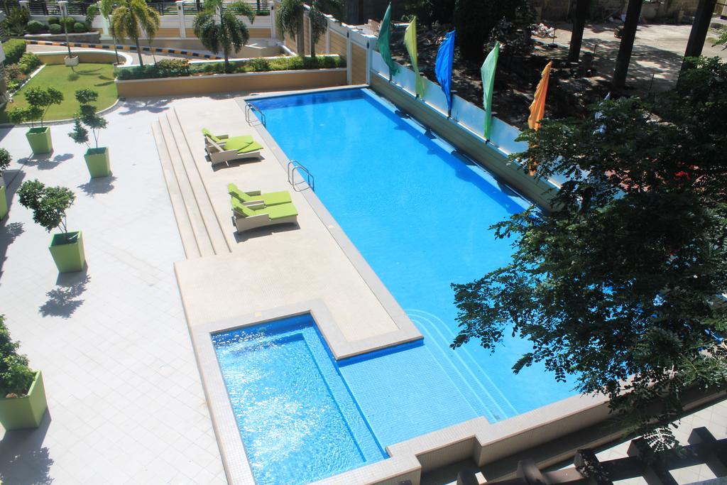 Padgett Place Prime Suites Cebu Esterno foto