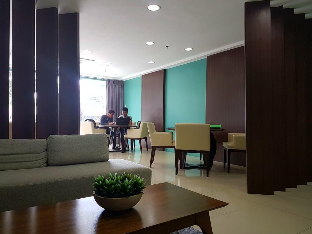 Padgett Place Prime Suites Cebu Esterno foto
