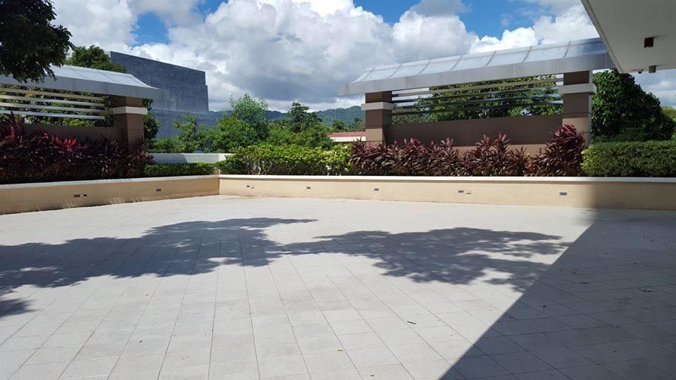 Padgett Place Prime Suites Cebu Esterno foto
