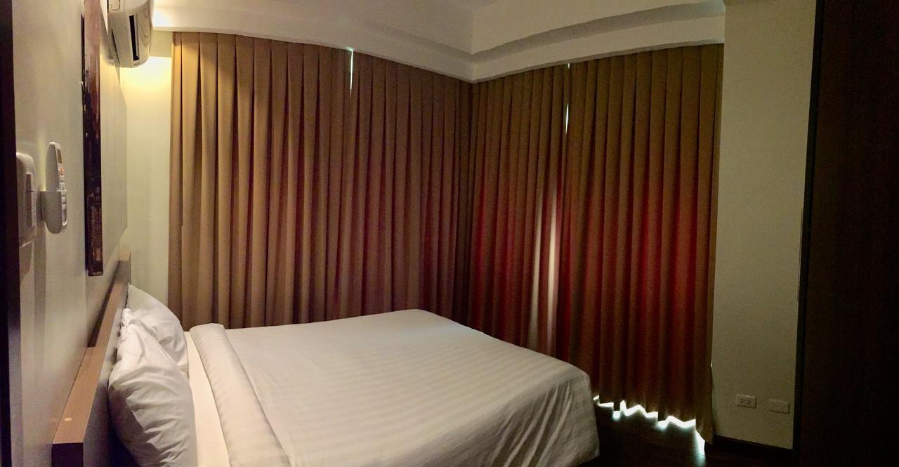 Padgett Place Prime Suites Cebu Esterno foto