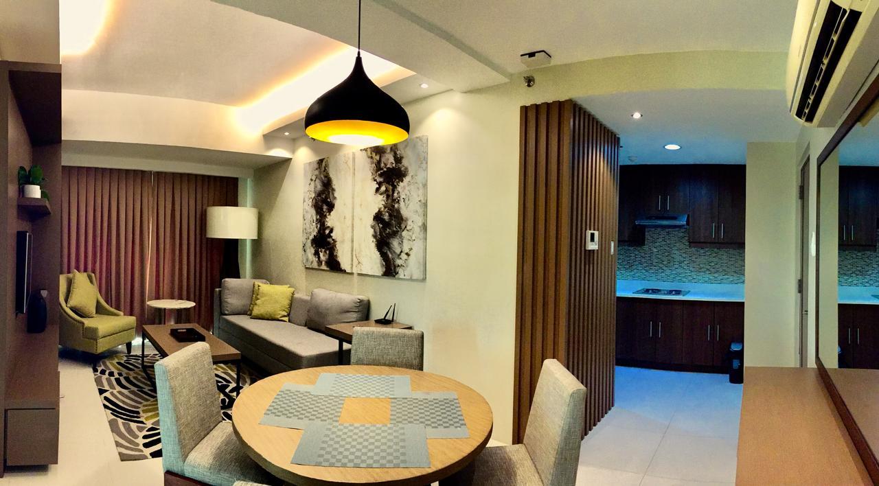 Padgett Place Prime Suites Cebu Esterno foto