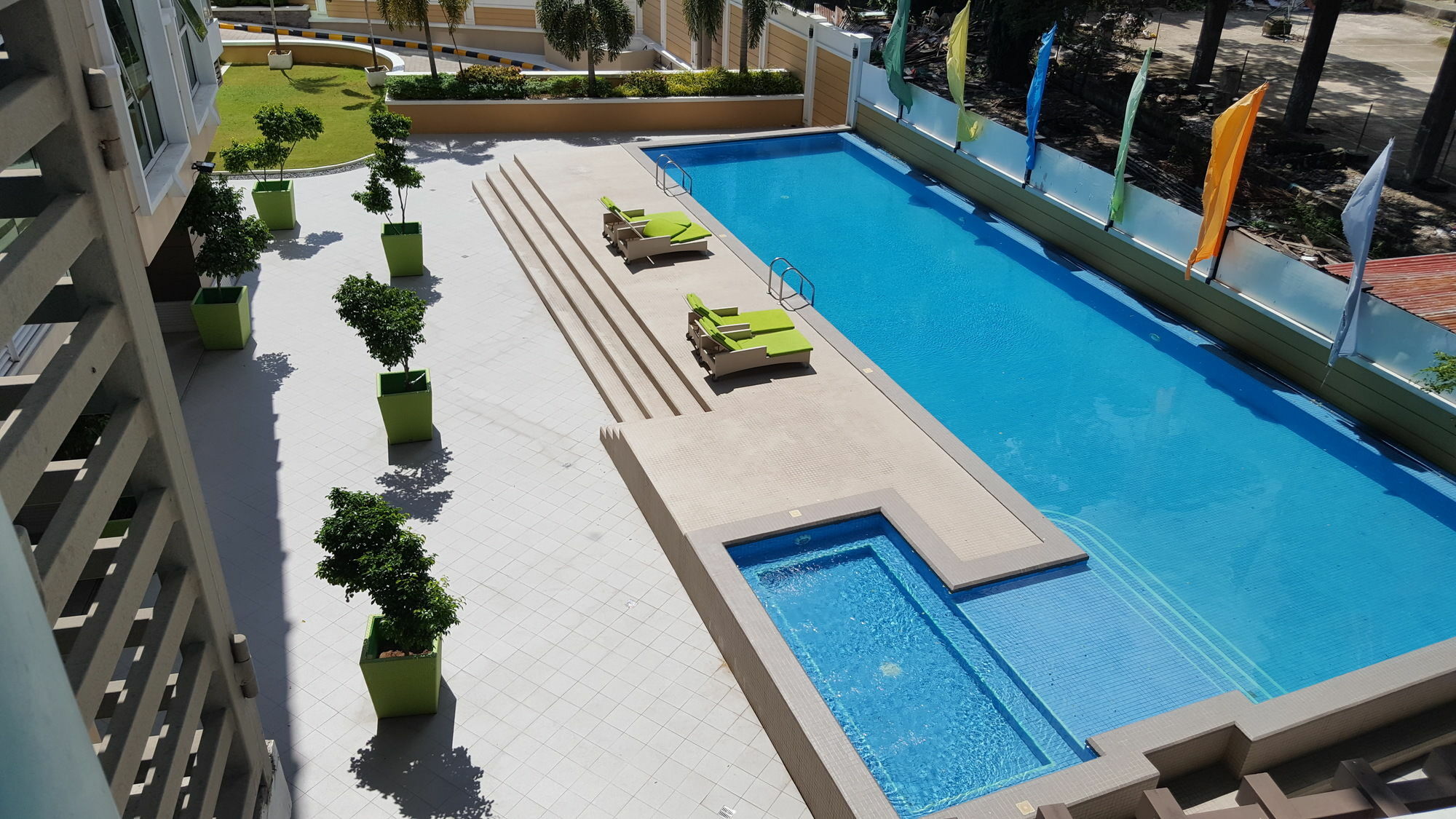 Padgett Place Prime Suites Cebu Esterno foto