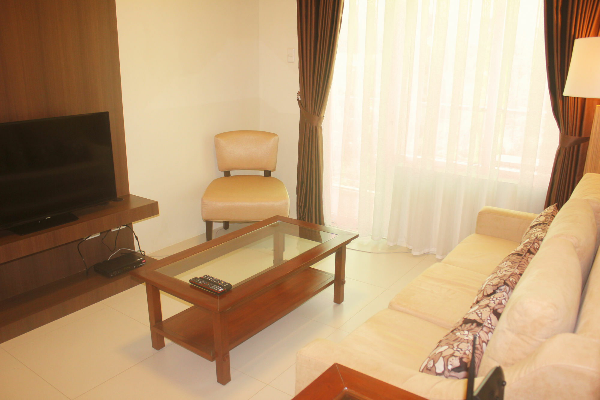 Padgett Place Prime Suites Cebu Esterno foto